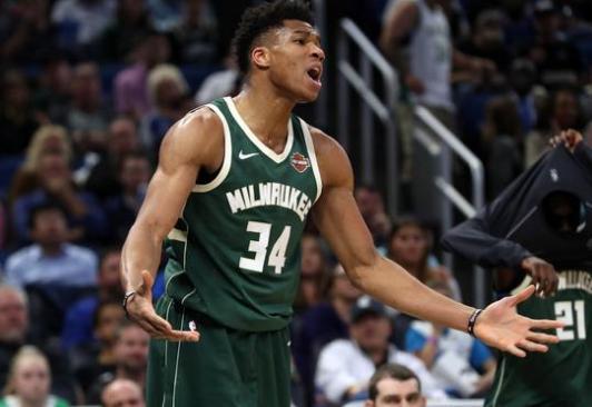 更是一个平 更是一个平