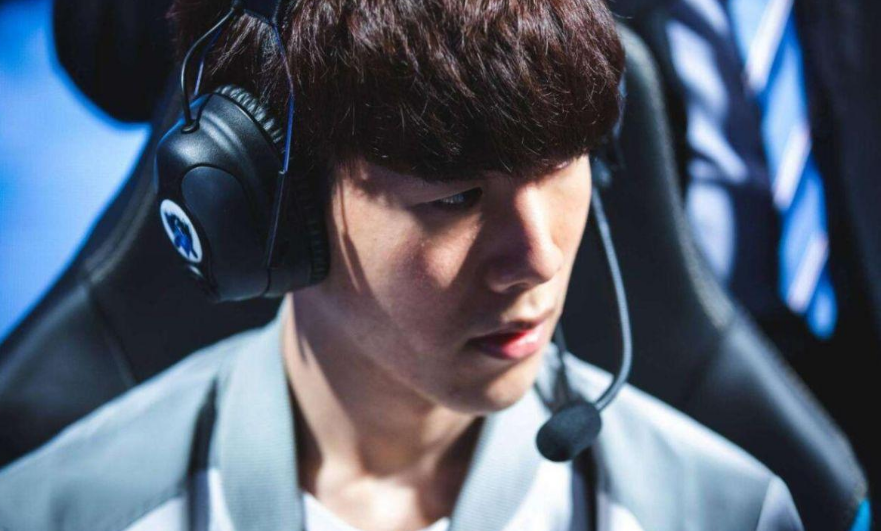 在本文中 在本文中