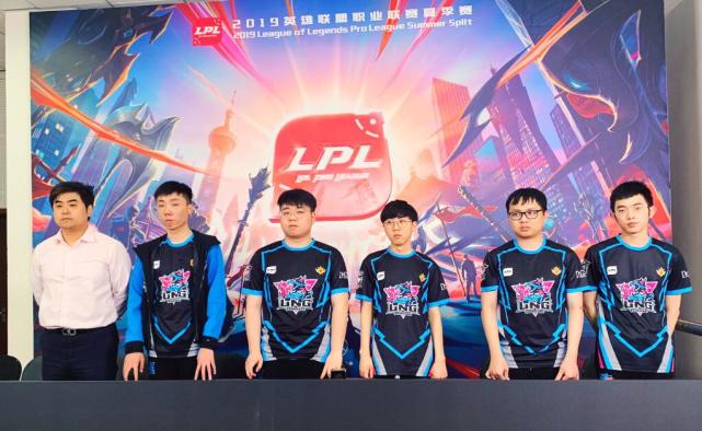 绎着高尔夫 绎着高尔夫