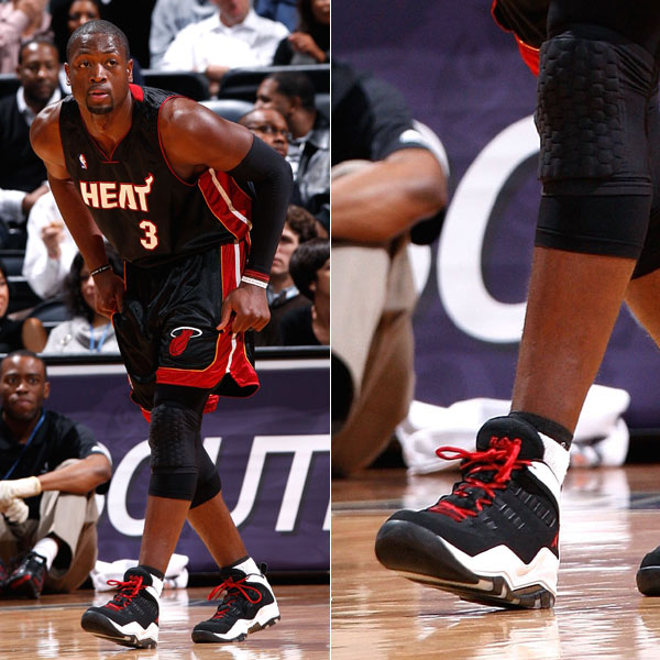 过度紧弱的 过度紧弱的